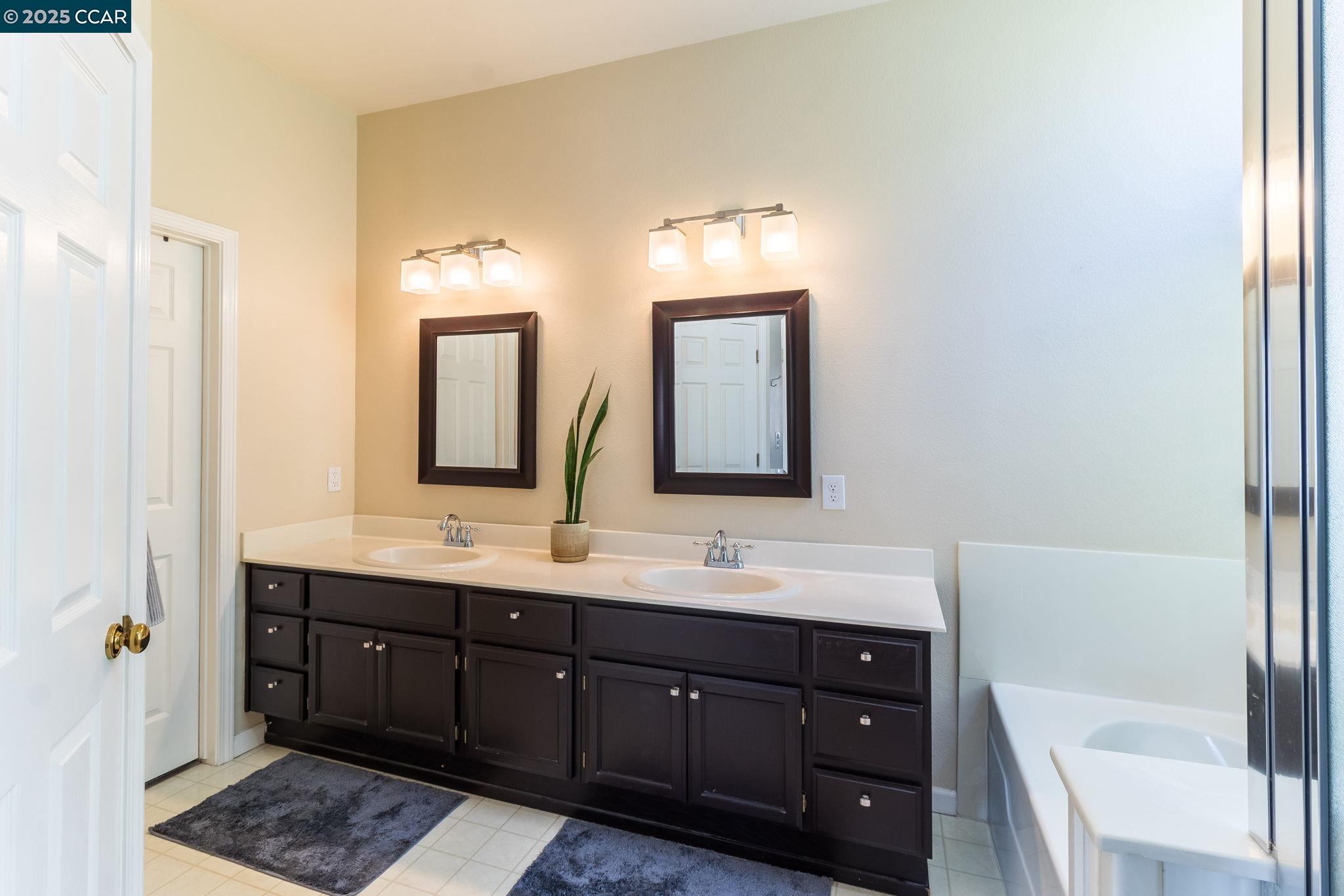 Detail Gallery Image 23 of 39 For 289 Crestview Ave, Martinez,  CA 94553 - 3 Beds | 2/1 Baths