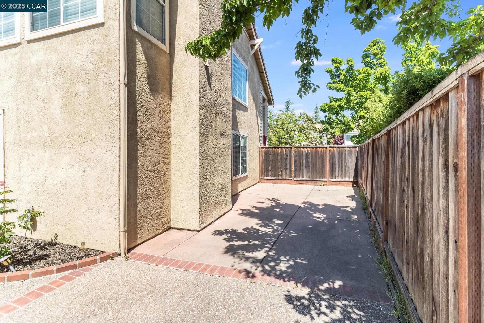 Detail Gallery Image 33 of 39 For 289 Crestview Ave, Martinez,  CA 94553 - 3 Beds | 2/1 Baths
