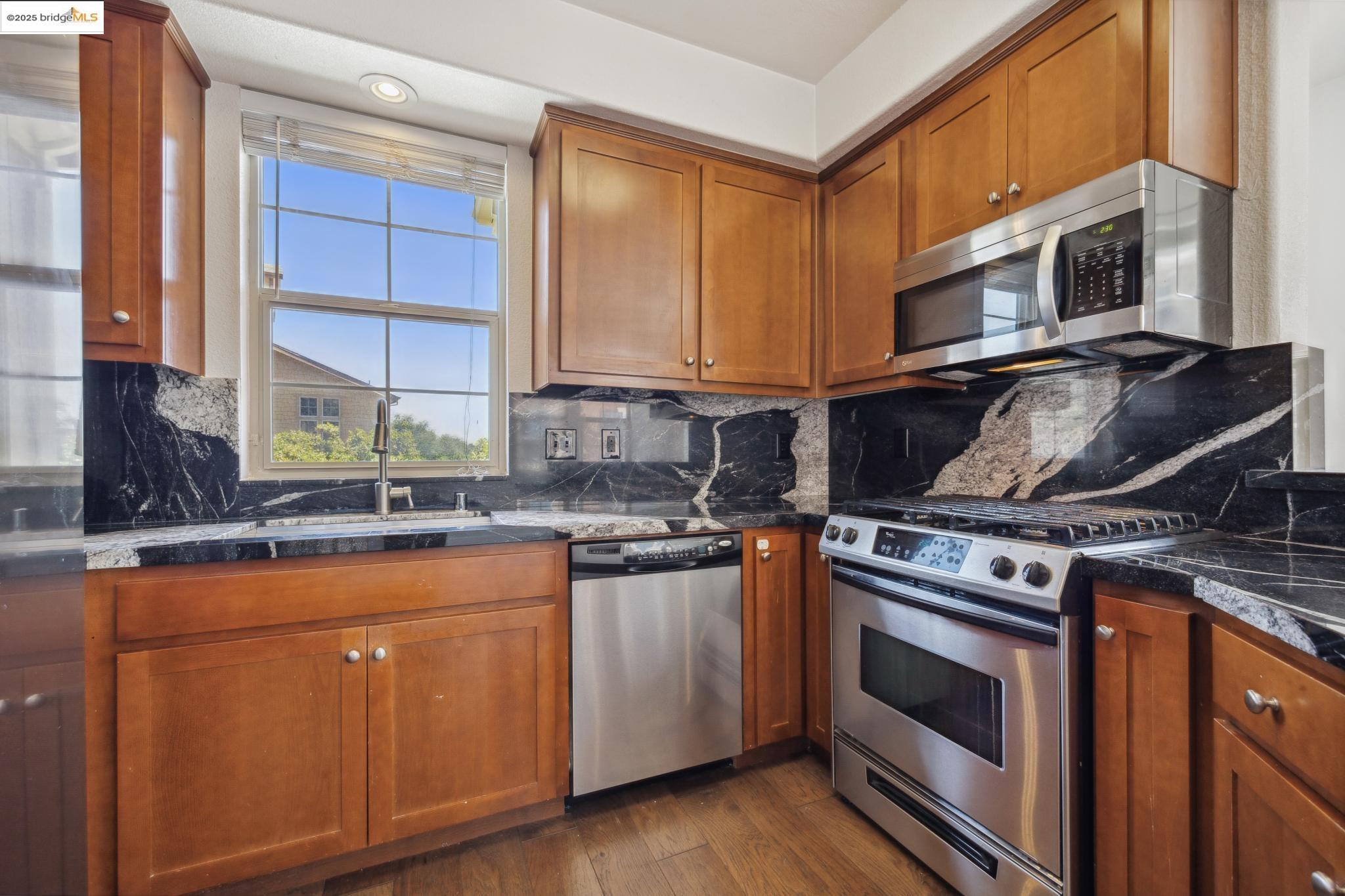 Photo #10: 41100503 Listing: Photo #10