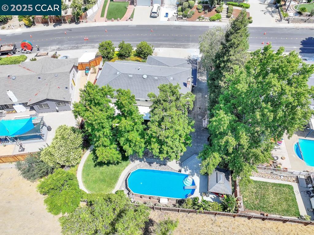 Detail Gallery Image 40 of 43 For 308 Bluerock Drive, Antioch,  CA 94509 - 3 Beds | 2/1 Baths