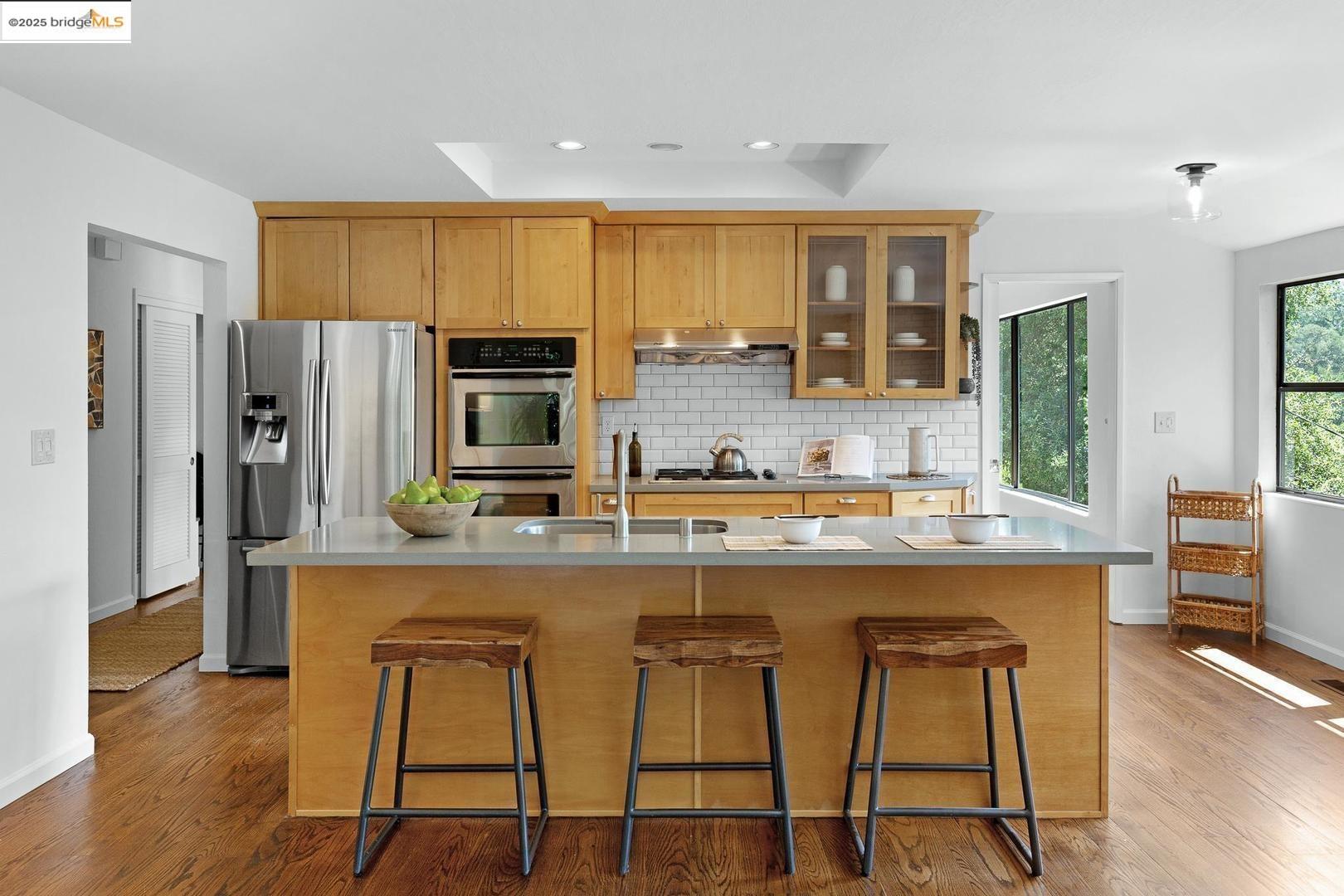 Detail Gallery Image 11 of 52 For 151 La Espiral, Orinda,  CA 94563 - 4 Beds | 2 Baths