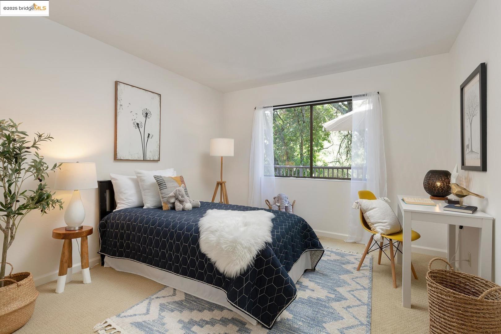 Detail Gallery Image 22 of 52 For 151 La Espiral, Orinda,  CA 94563 - 4 Beds | 2 Baths