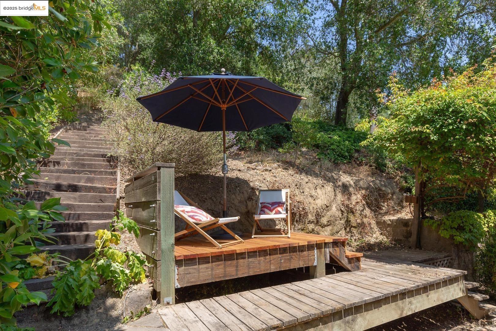 Detail Gallery Image 28 of 52 For 151 La Espiral, Orinda,  CA 94563 - 4 Beds | 2 Baths
