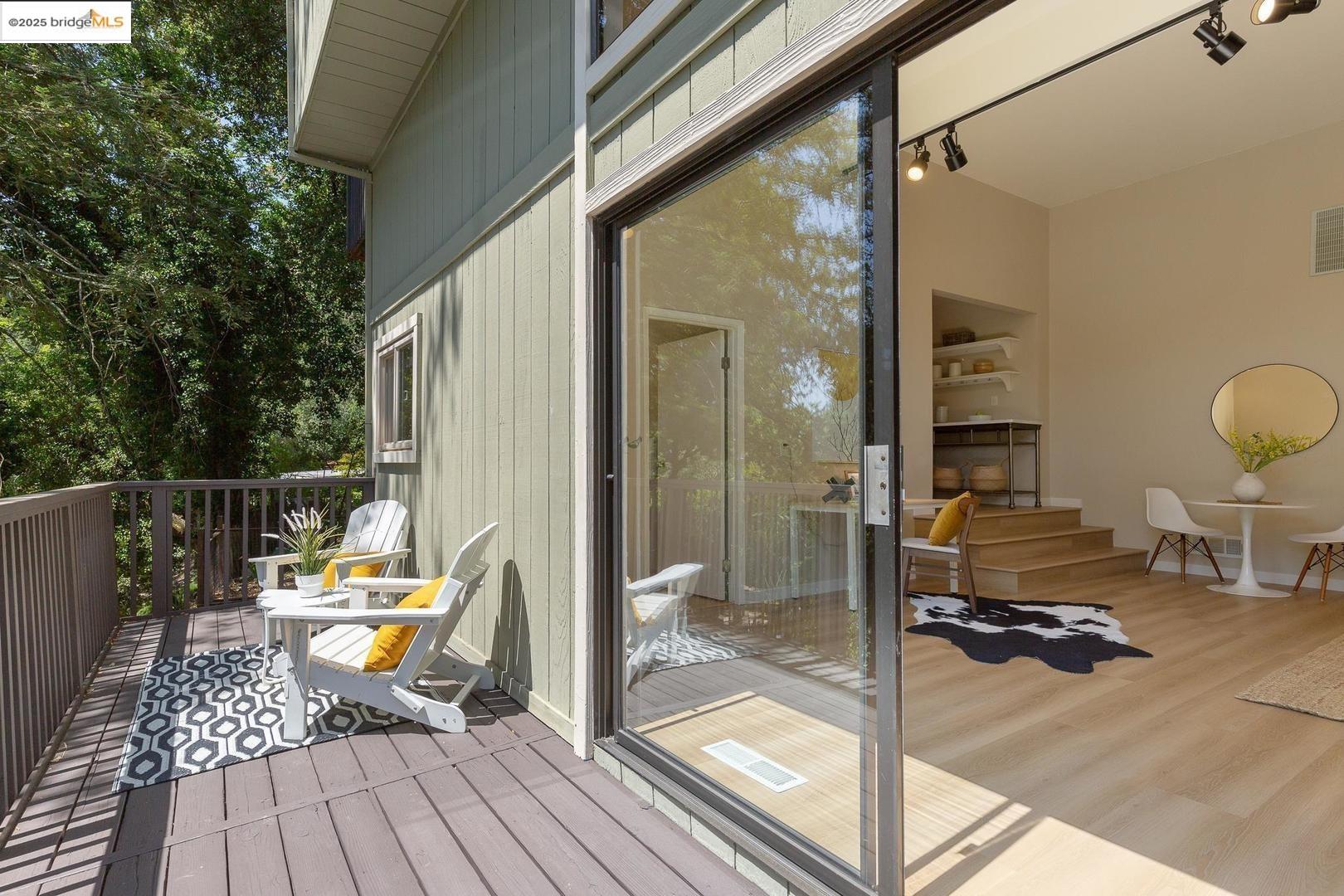 Detail Gallery Image 37 of 52 For 151 La Espiral, Orinda,  CA 94563 - 4 Beds | 2 Baths