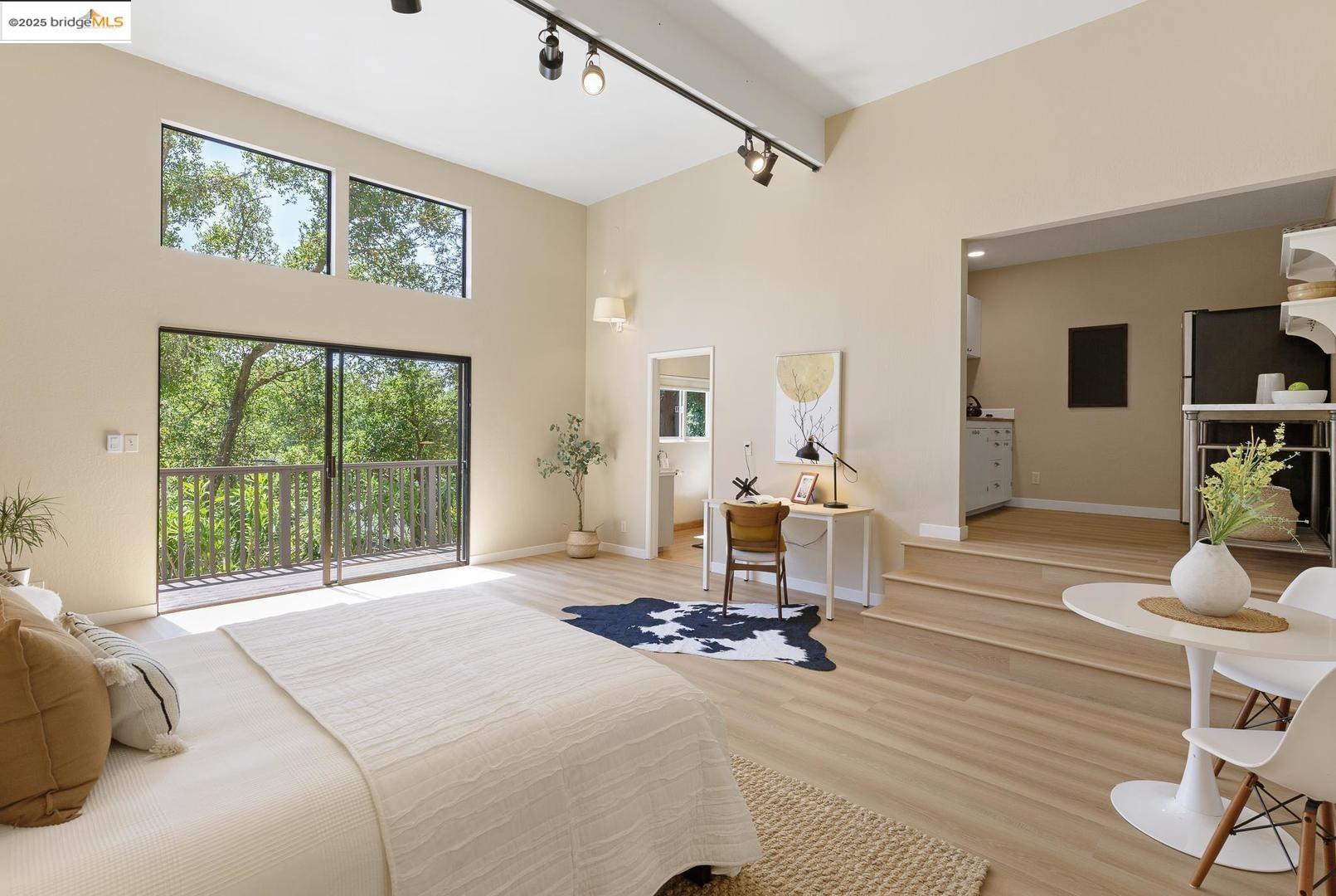 Detail Gallery Image 39 of 52 For 151 La Espiral, Orinda,  CA 94563 - 4 Beds | 2 Baths