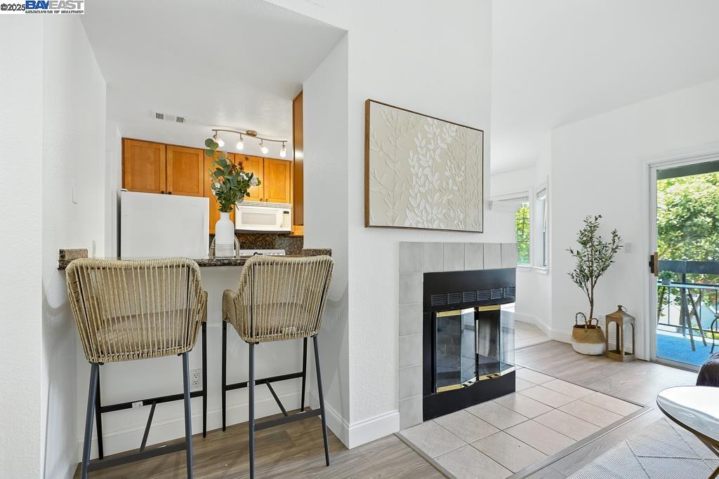 Detail Gallery Image 16 of 52 For 7860 Canyon Meadow Cir #H,  Pleasanton,  CA 94588 - 3 Beds | 2 Baths