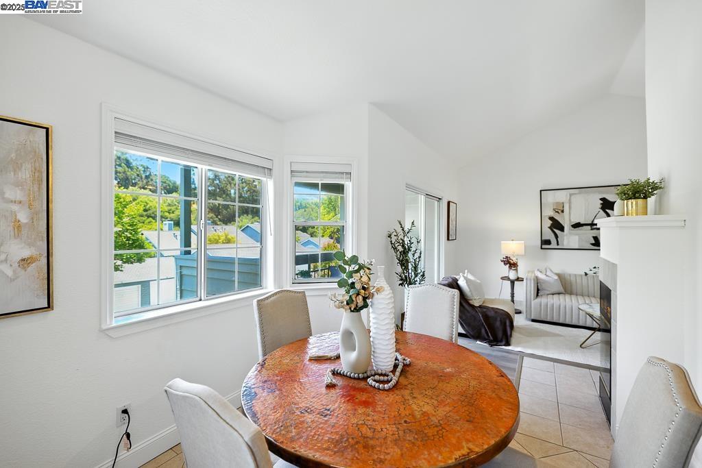 Detail Gallery Image 17 of 52 For 7860 Canyon Meadow Cir #H,  Pleasanton,  CA 94588 - 3 Beds | 2 Baths