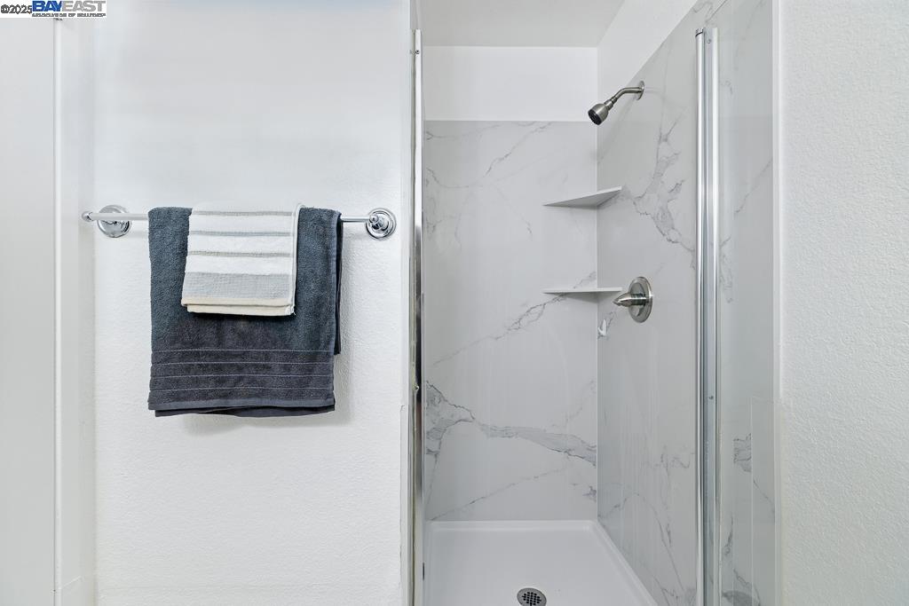 Detail Gallery Image 25 of 52 For 7860 Canyon Meadow Cir #H,  Pleasanton,  CA 94588 - 3 Beds | 2 Baths