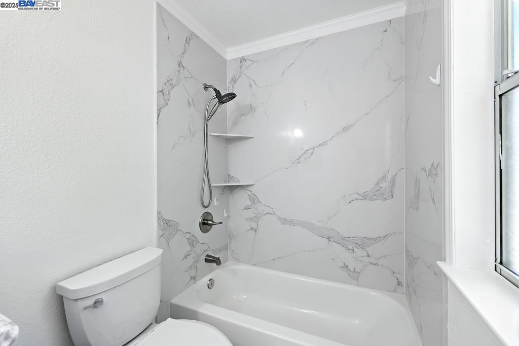 Detail Gallery Image 32 of 52 For 7860 Canyon Meadow Cir #H,  Pleasanton,  CA 94588 - 3 Beds | 2 Baths