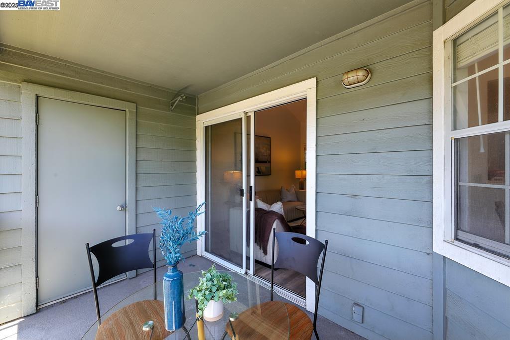 Detail Gallery Image 38 of 52 For 7860 Canyon Meadow Cir #H,  Pleasanton,  CA 94588 - 3 Beds | 2 Baths