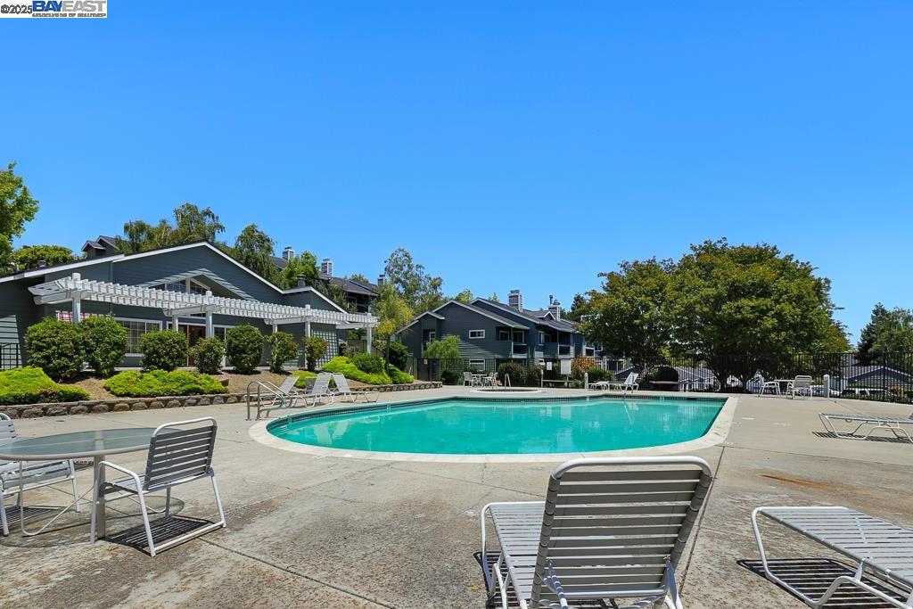 Detail Gallery Image 45 of 52 For 7860 Canyon Meadow Cir #H,  Pleasanton,  CA 94588 - 3 Beds | 2 Baths