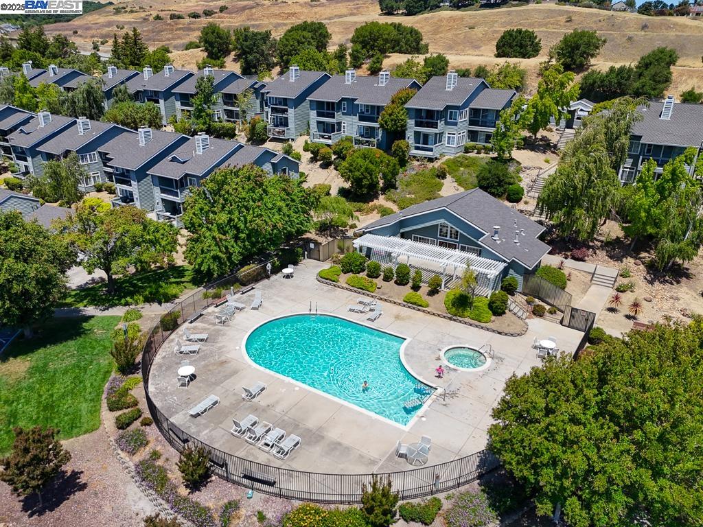Detail Gallery Image 46 of 52 For 7860 Canyon Meadow Cir #H,  Pleasanton,  CA 94588 - 3 Beds | 2 Baths
