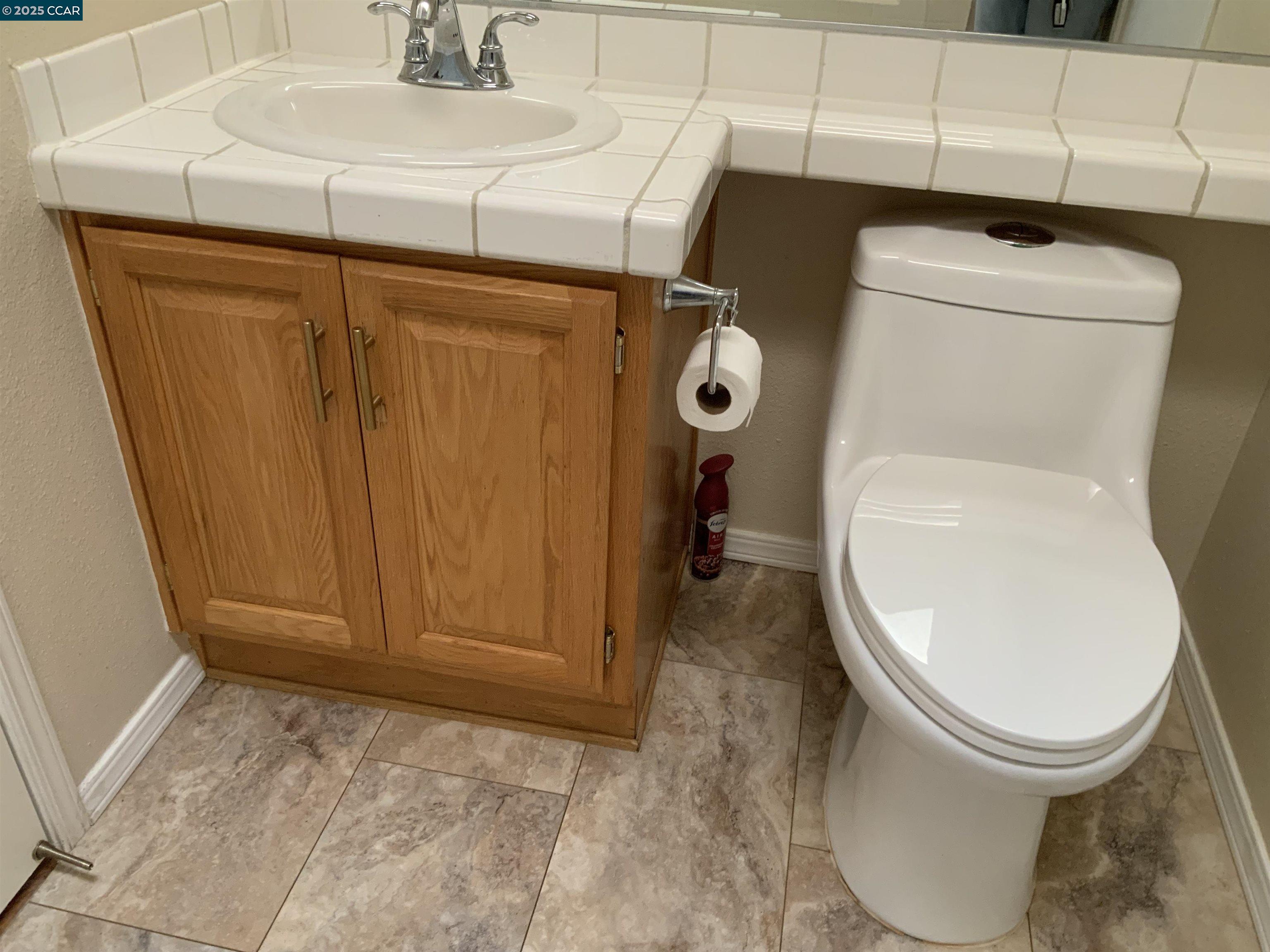 Detail Gallery Image 28 of 52 For 1920 Geneva Ln, Antioch,  CA 94509-0000 - 2 Beds | 2 Baths