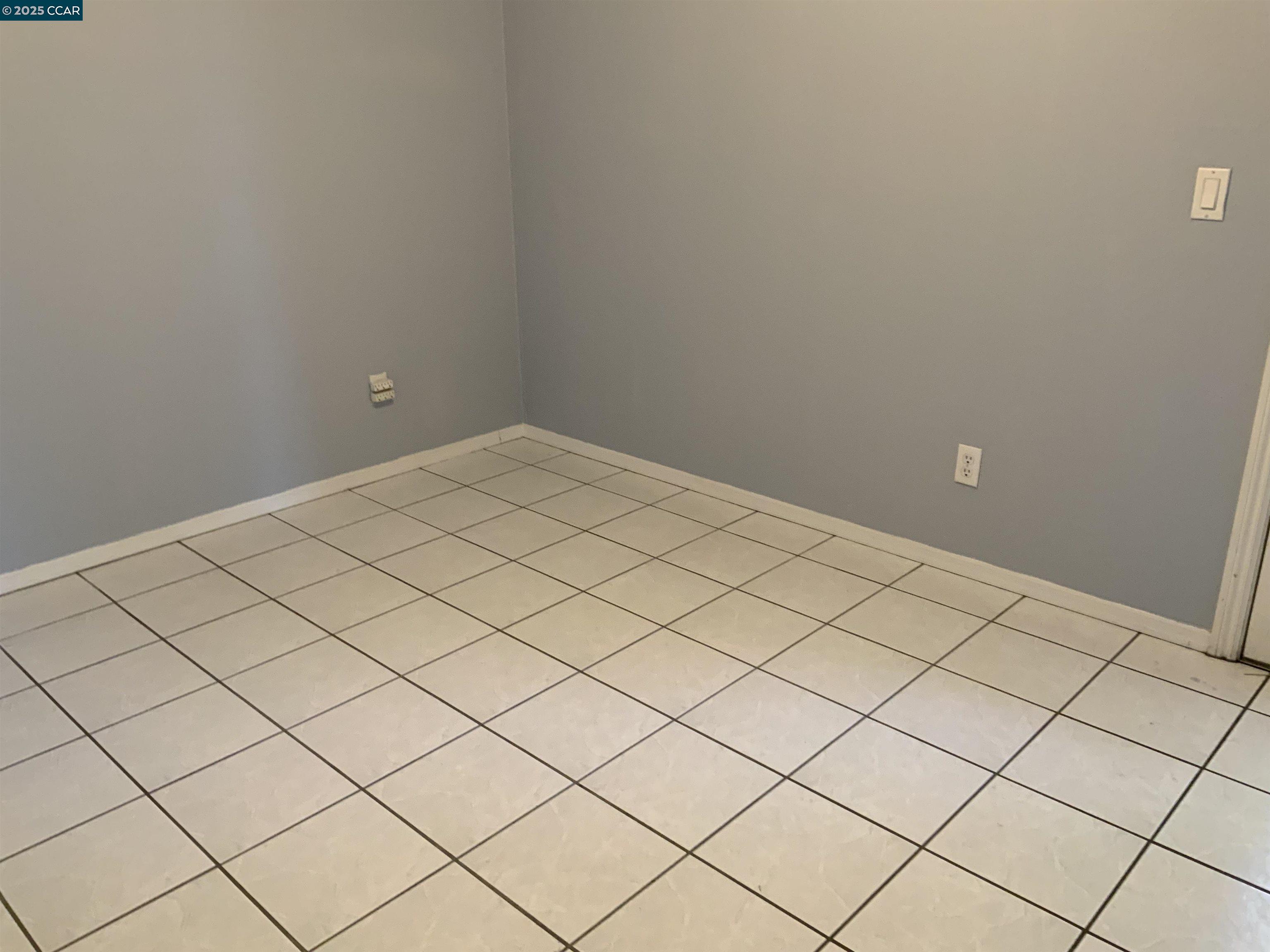 Detail Gallery Image 31 of 52 For 1920 Geneva Ln, Antioch,  CA 94509-0000 - 2 Beds | 2 Baths