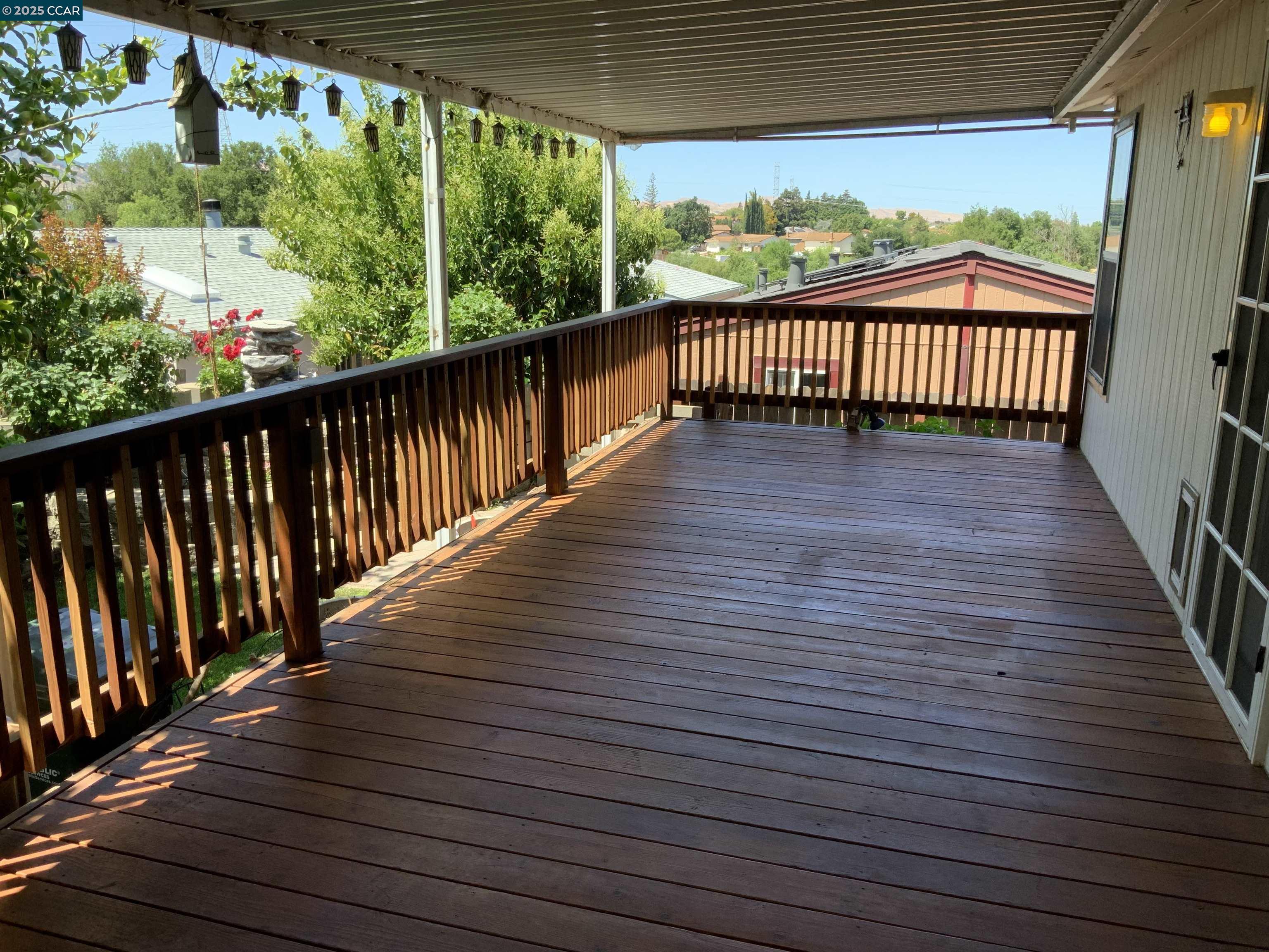 Detail Gallery Image 6 of 52 For 1920 Geneva Ln, Antioch,  CA 94509-0000 - 2 Beds | 2 Baths