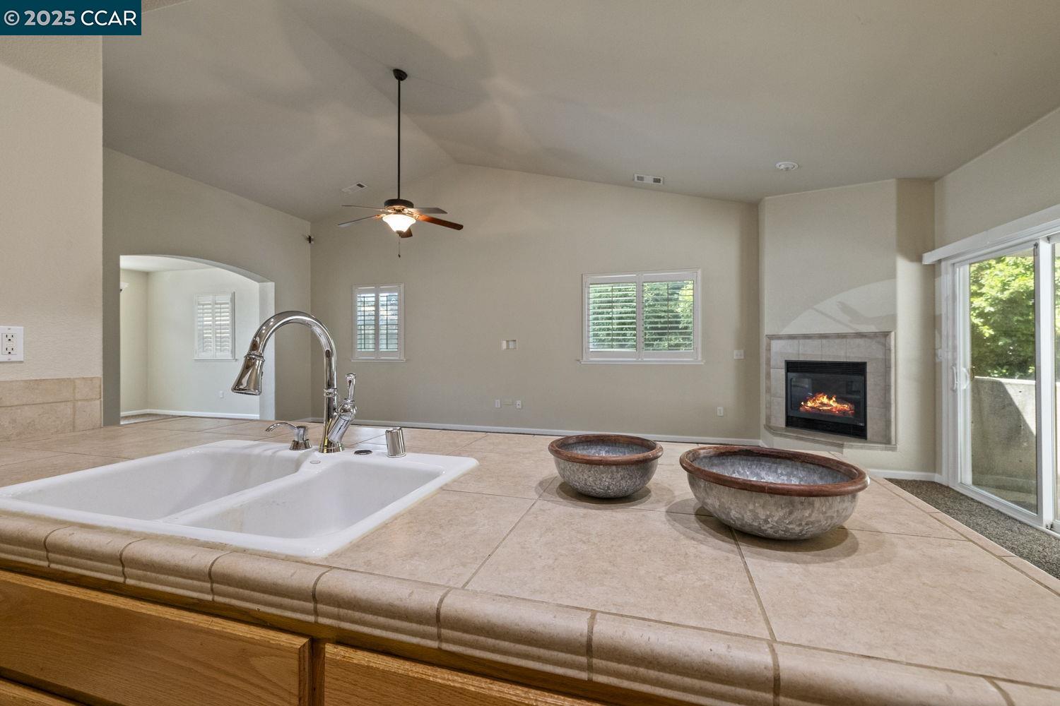 Detail Gallery Image 13 of 34 For 395 N Arbona Cir, Sonora,  CA 95370 - 4 Beds | 2 Baths