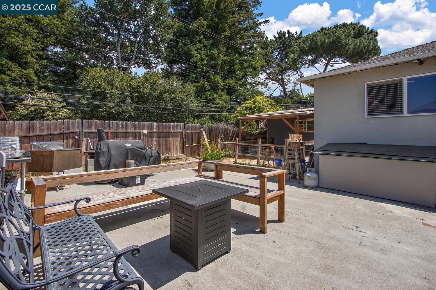 Detail Gallery Image 24 of 29 For 1214 Sereno Dr, Vallejo,  CA 94589 - 3 Beds | 1 Baths