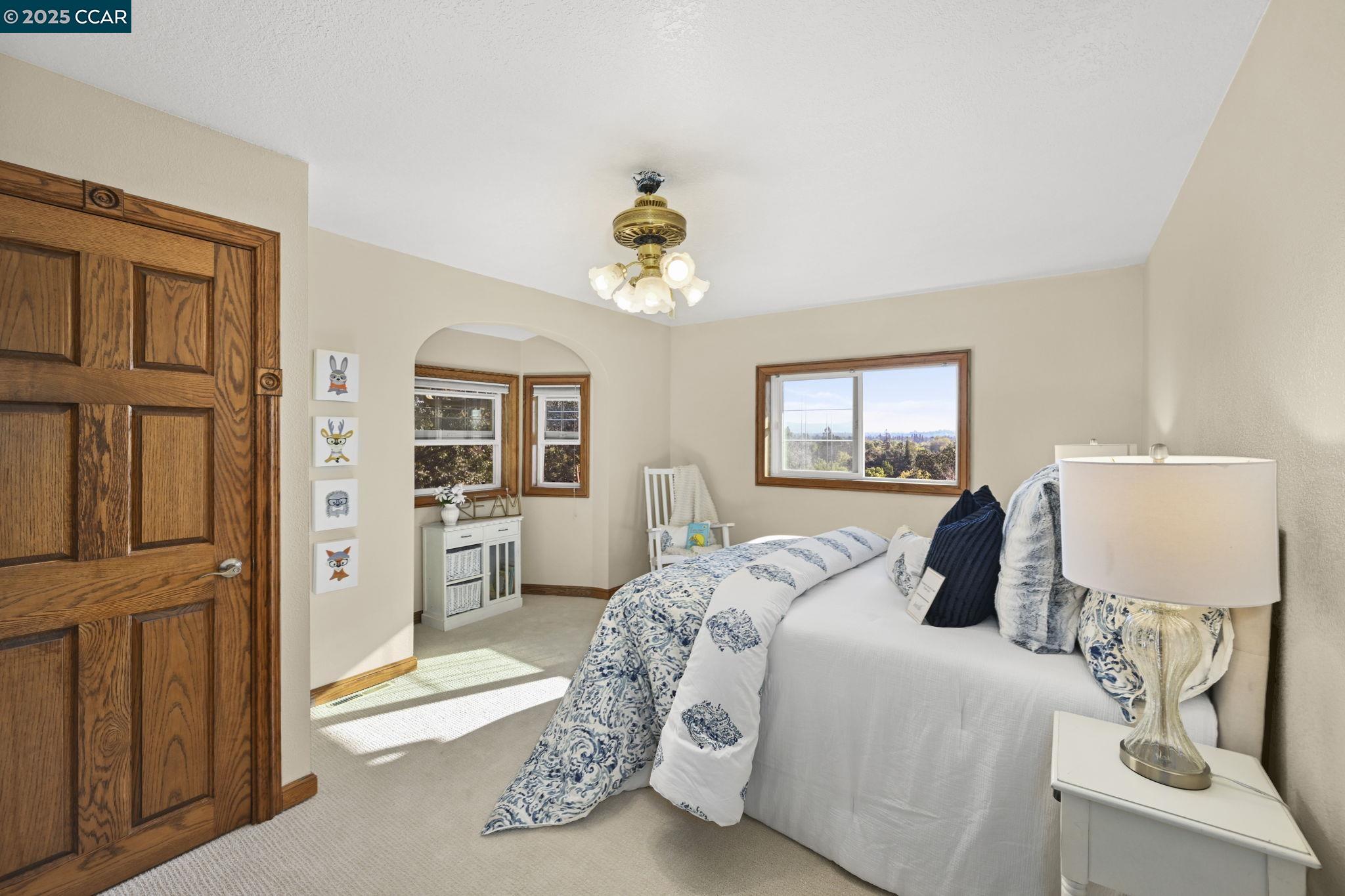 Detail Gallery Image 18 of 34 For 576 Best Rd, Pleasant Hill,  CA 94523 - 4 Beds | 3/1 Baths