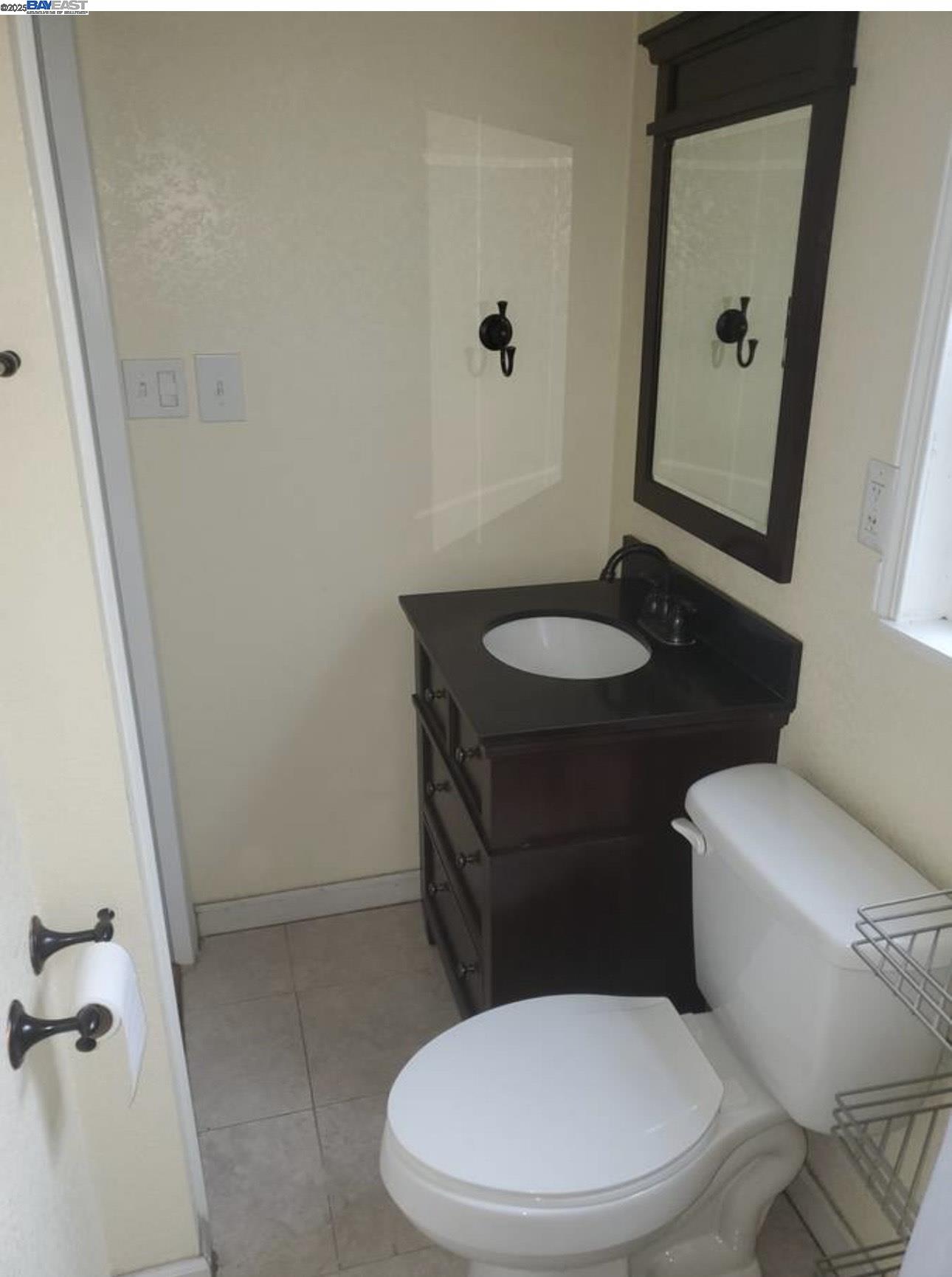 Detail Gallery Image 54 of 56 For 1706 Fairview St, Berkeley,  CA 94703 - 4 Beds | 2 Baths
