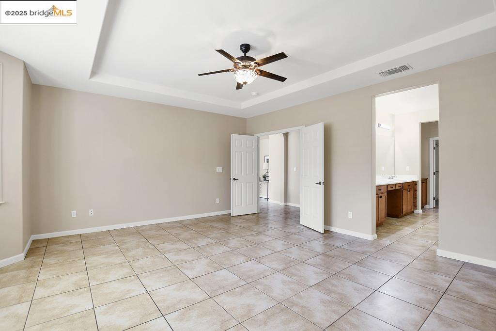Detail Gallery Image 18 of 42 For 6327 Crystal Springs Cir, Discovery Bay,  CA 94505 - 4 Beds | 3 Baths