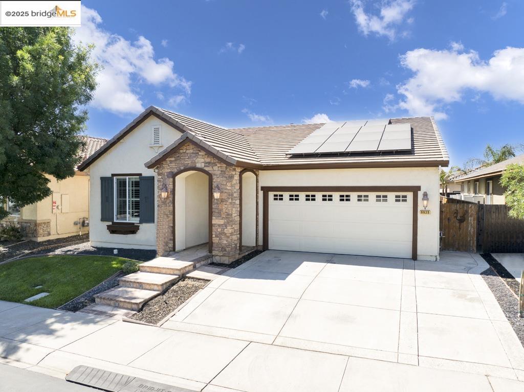 Detail Gallery Image 2 of 31 For 9925 Pyramid Way, Discovery Bay,  CA 94505 - 3 Beds | 2 Baths