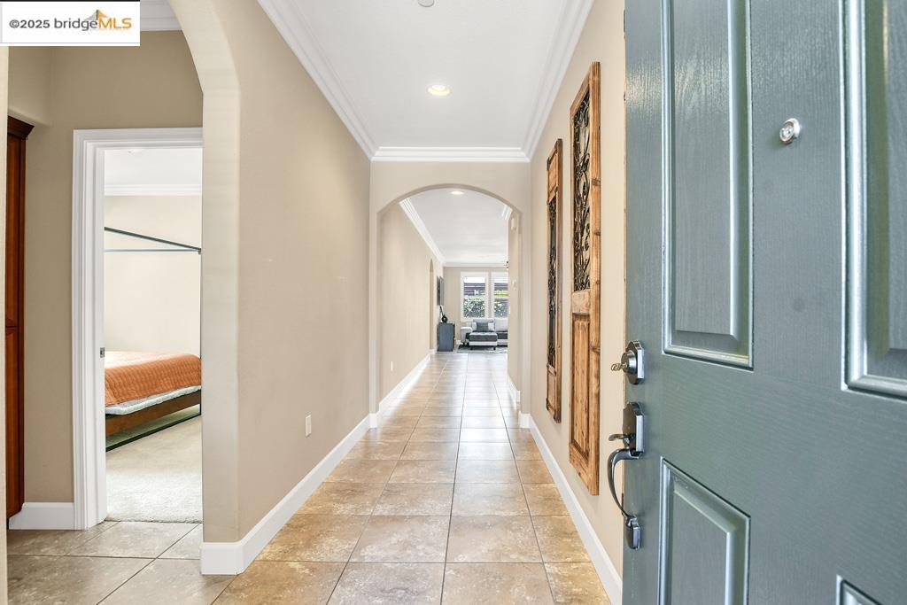 Detail Gallery Image 5 of 31 For 9925 Pyramid Way, Discovery Bay,  CA 94505 - 3 Beds | 2 Baths
