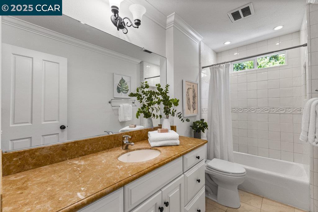 Detail Gallery Image 30 of 60 For 5 Kayser Ct, Walnut Creek,  CA 94596 - 5 Beds | 3 Baths