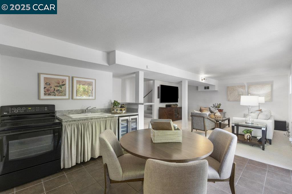 Detail Gallery Image 41 of 60 For 5 Kayser Ct, Walnut Creek,  CA 94596 - 5 Beds | 3 Baths