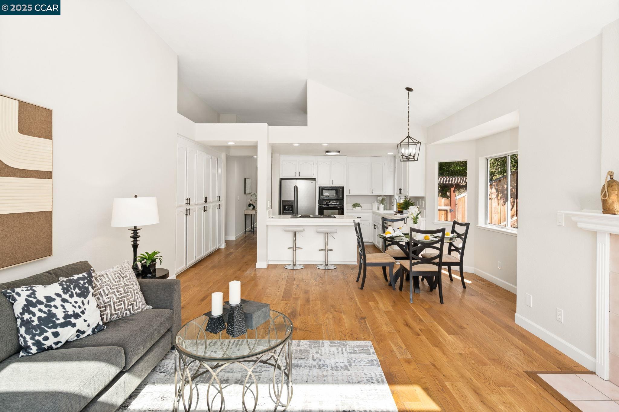 Detail Gallery Image 23 of 52 For 216 Falcon Pl, Clayton,  CA 94517 - 3 Beds | 2 Baths