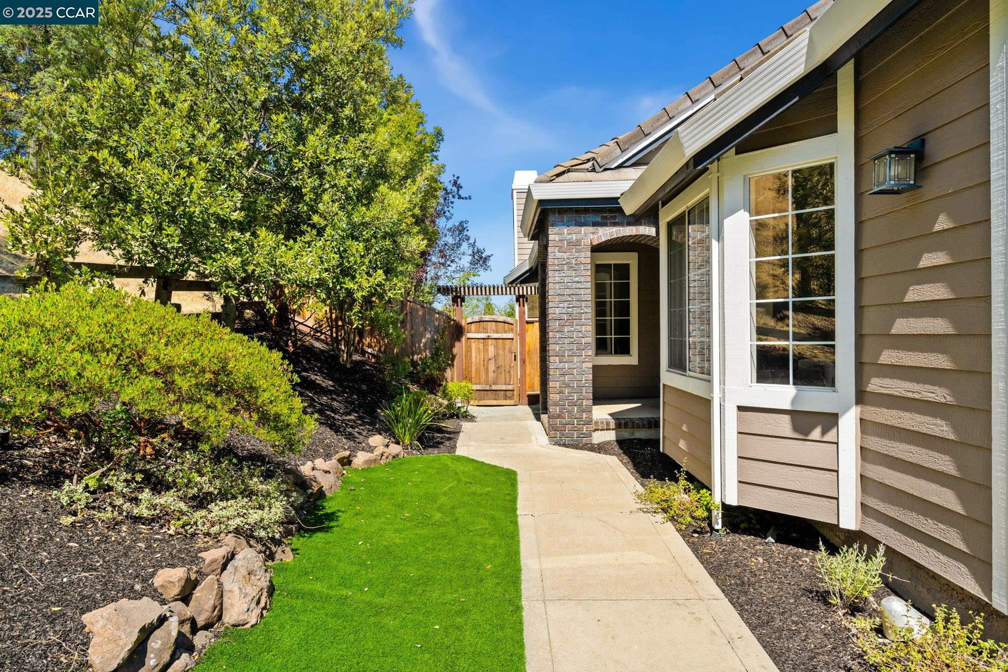 Detail Gallery Image 36 of 52 For 216 Falcon Pl, Clayton,  CA 94517 - 3 Beds | 2 Baths