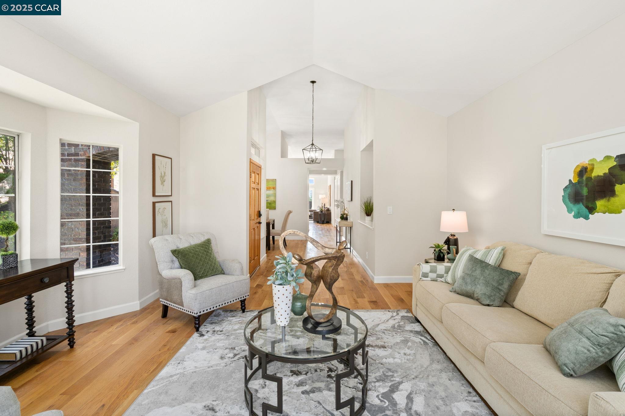 Detail Gallery Image 8 of 52 For 216 Falcon Pl, Clayton,  CA 94517 - 3 Beds | 2 Baths