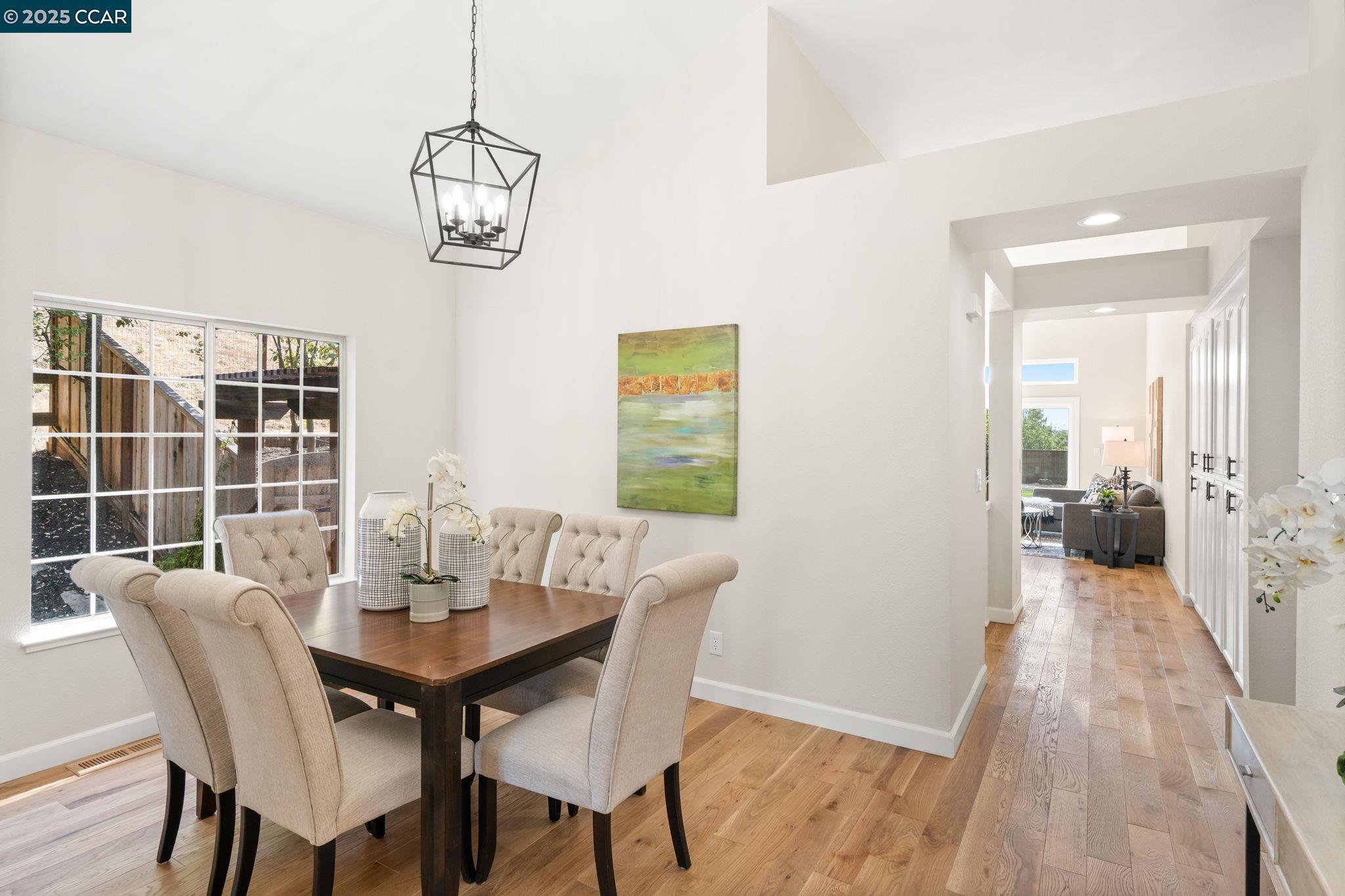 Detail Gallery Image 10 of 52 For 216 Falcon Pl, Clayton,  CA 94517 - 3 Beds | 2 Baths