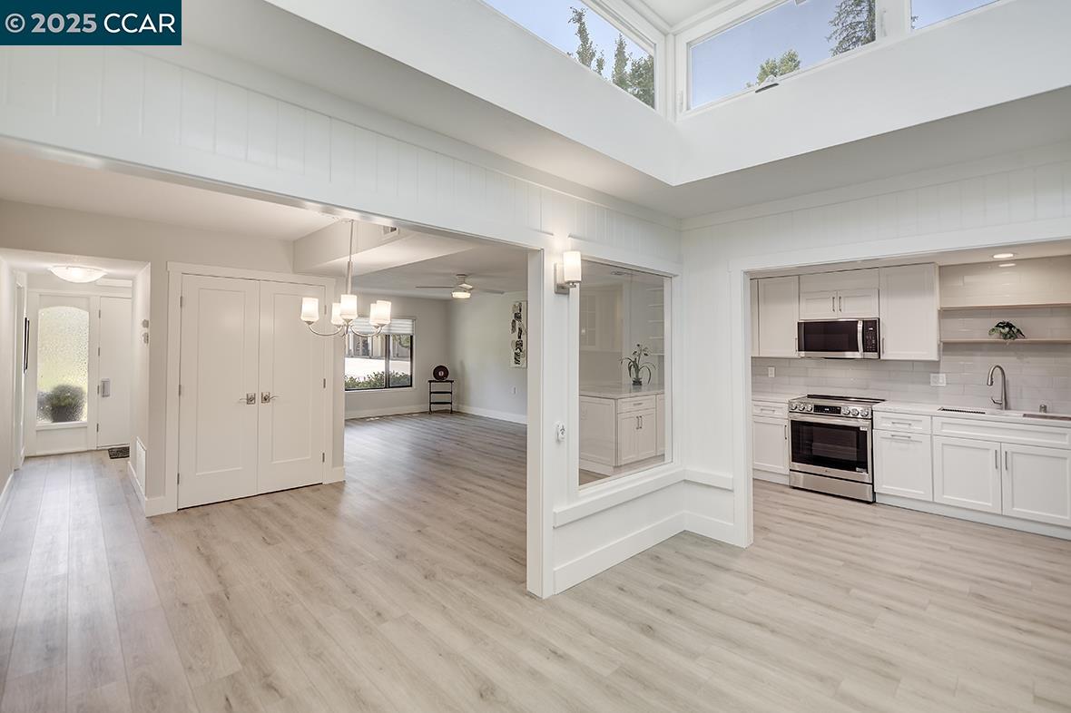 Photo #4: 41100598 Listing 