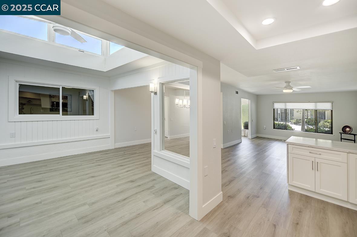 Photo #7: 41100598 Listing: Photo #7