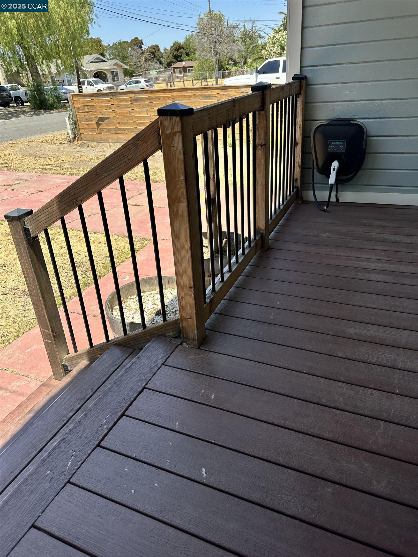 Detail Gallery Image 5 of 59 For 91 Mountain View Ave, Bay Point,  CA 94565 - 2 Beds | 2 Baths
