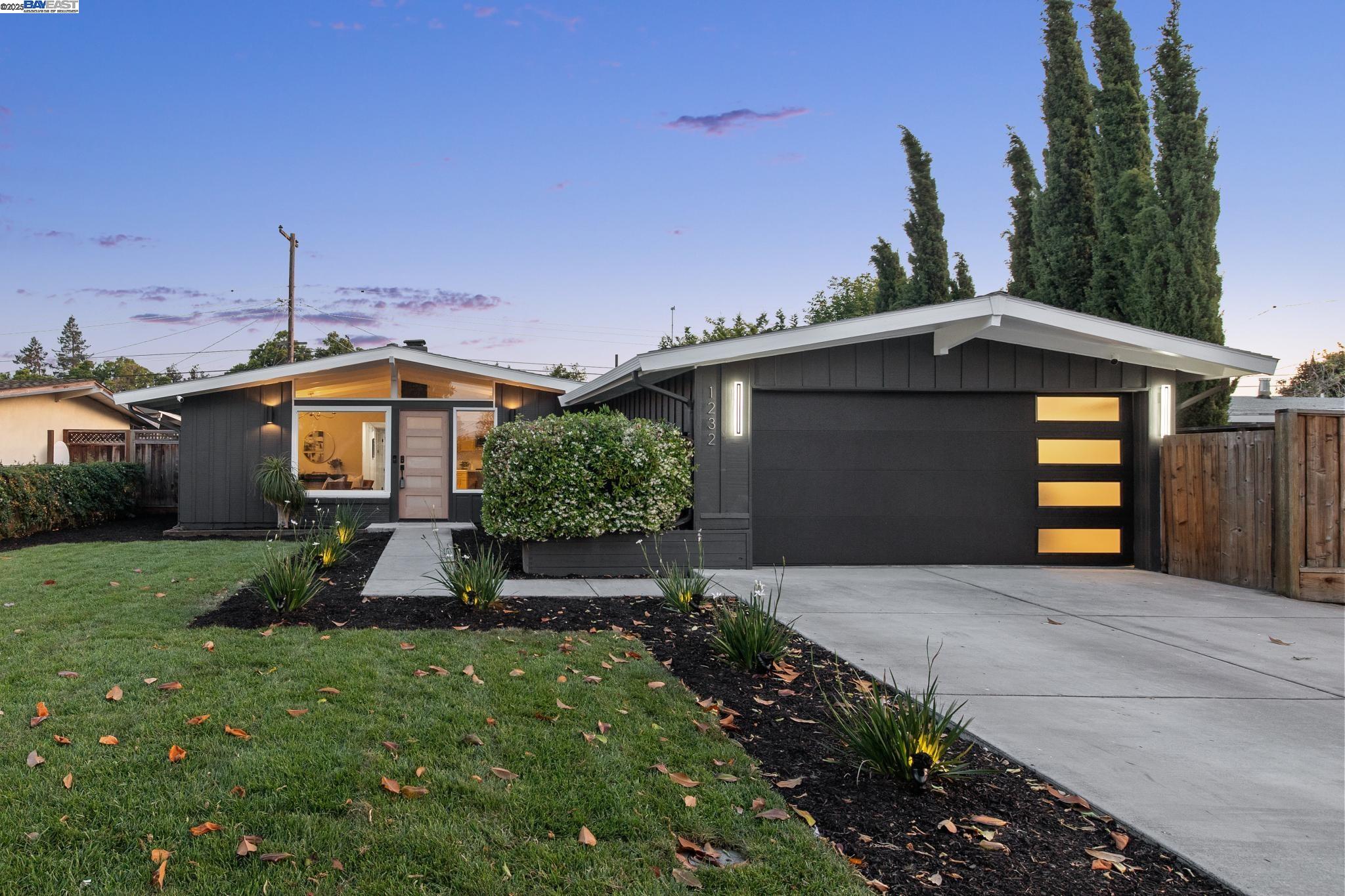 Detail Gallery Image 1 of 1 For 1232 Torrance Ave, Sunnyvale,  CA 94089 - 3 Beds | 2 Baths