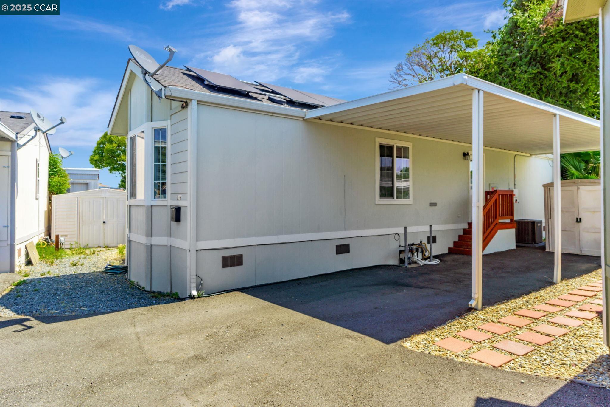 Detail Gallery Image 1 of 26 For 134 the Trees Dr, Concord,  CA 94518 - 2 Beds | 1 Baths