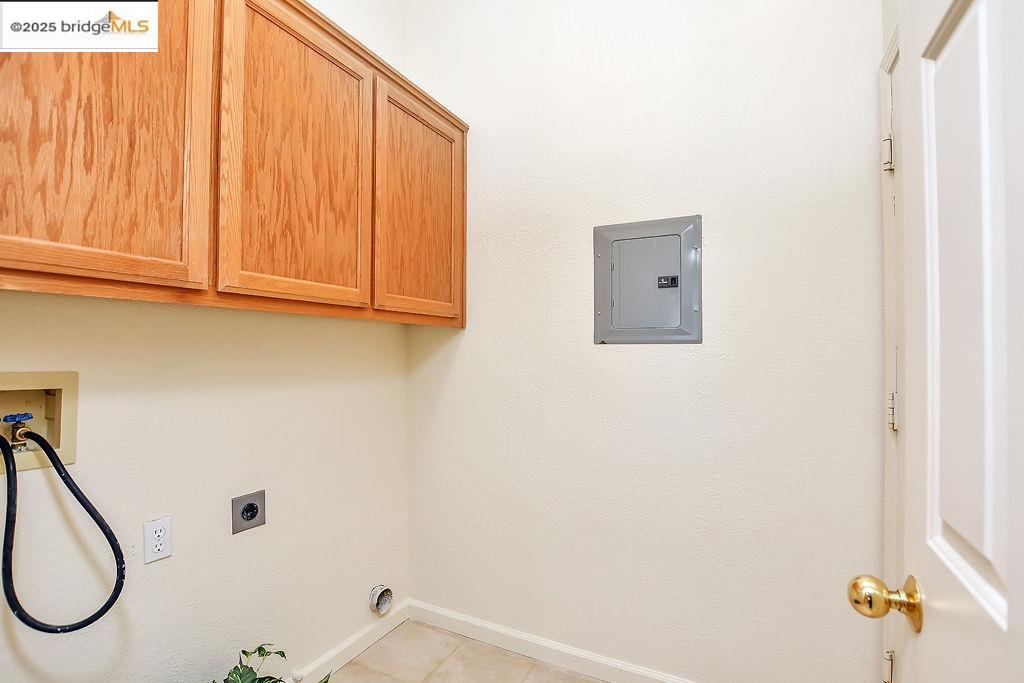 Detail Gallery Image 13 of 35 For 4161 Beacon Pl, Discovery Bay,  CA 94505 - 3 Beds | 2 Baths