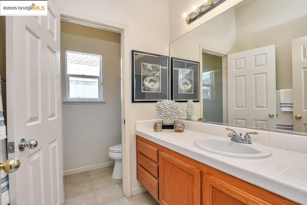 Detail Gallery Image 21 of 35 For 4161 Beacon Pl, Discovery Bay,  CA 94505 - 3 Beds | 2 Baths