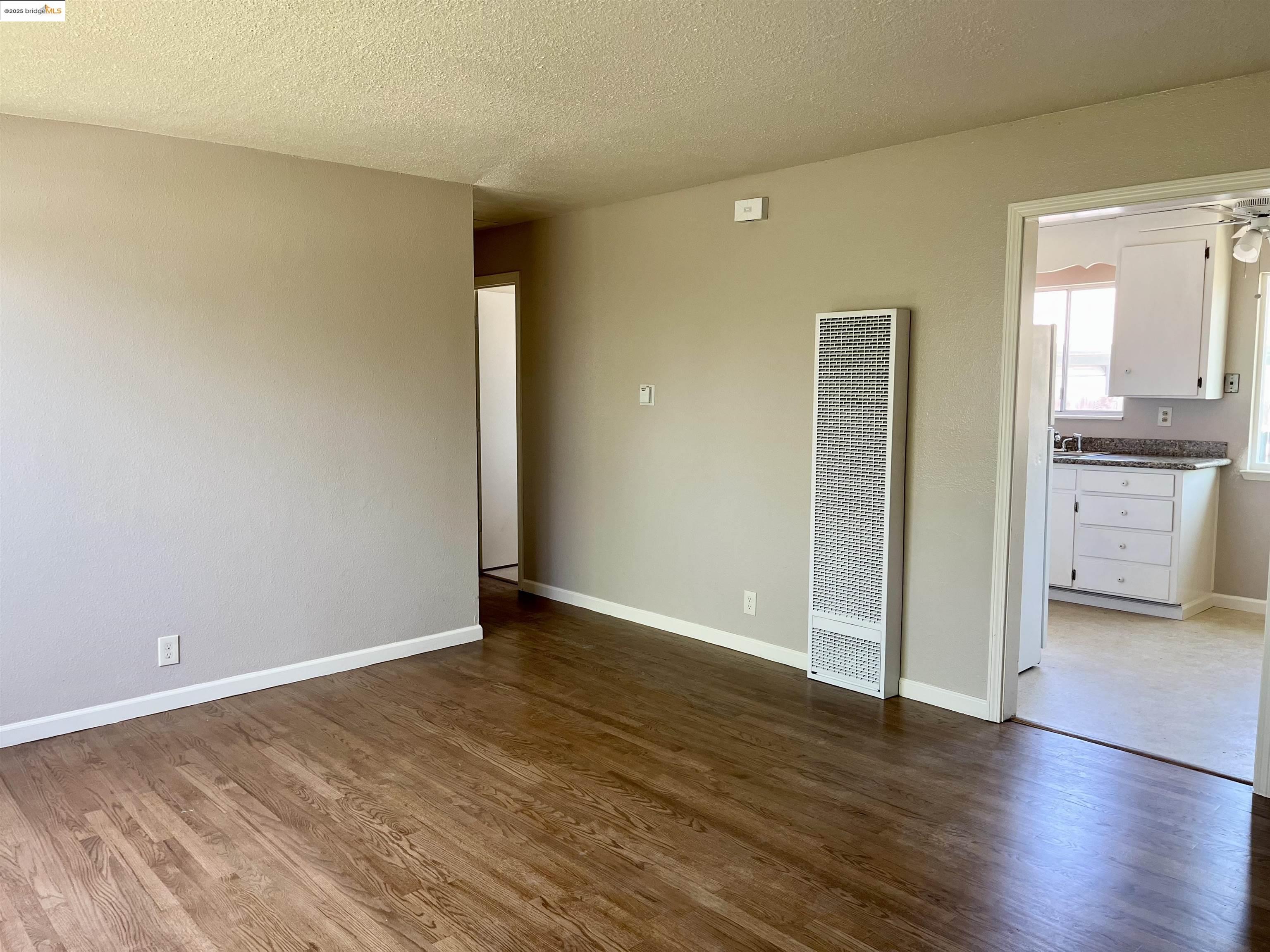 3619 DeOvan St, Stockton, California 95204, 2 Bedrooms Bedrooms, 5 Rooms Rooms,1 BathroomBathrooms,Residential Lease,For Rent,3619 DeOvan St,41100637