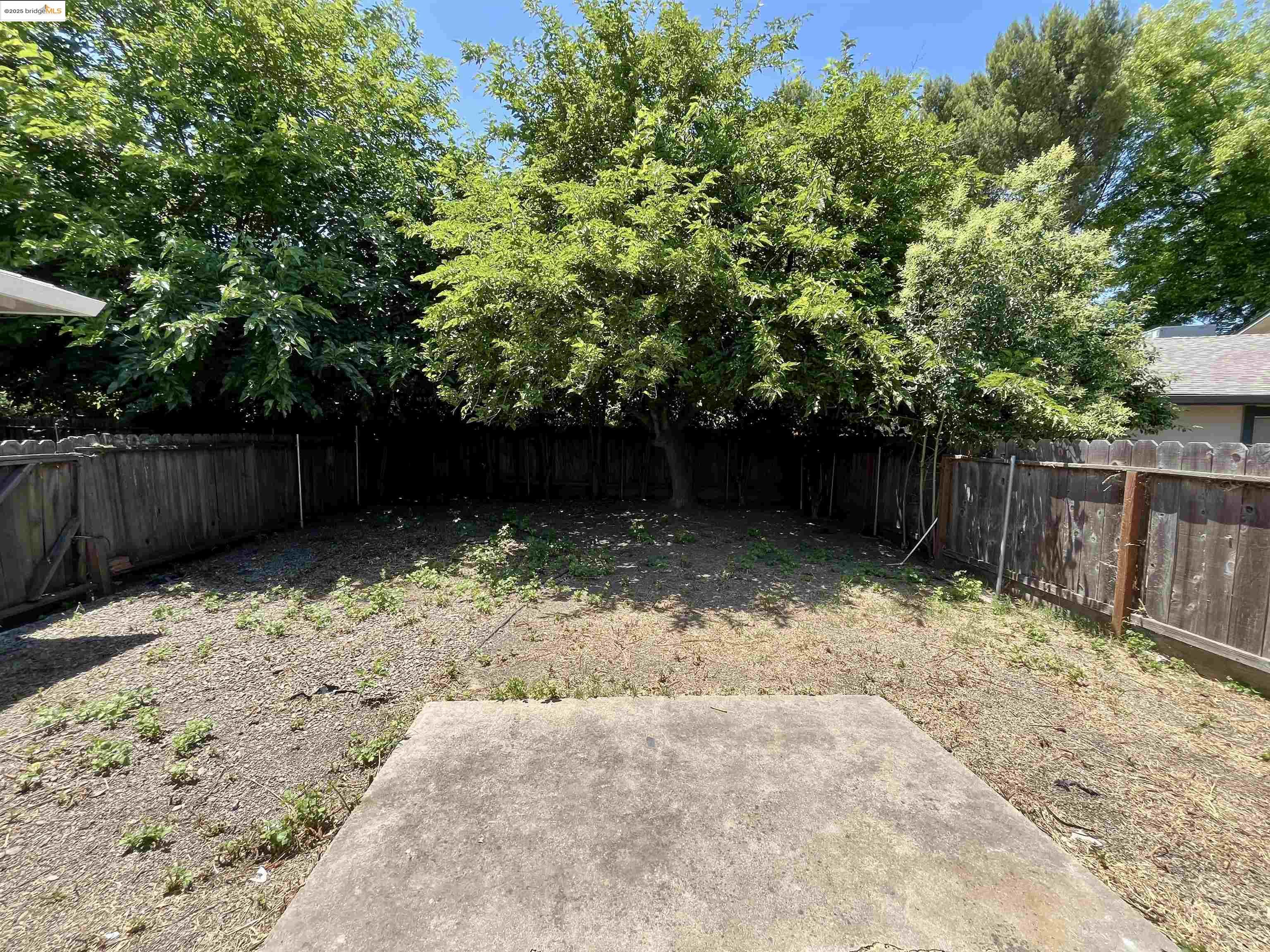 3619 DeOvan St, Stockton, California 95204, 2 Bedrooms Bedrooms, 5 Rooms Rooms,1 BathroomBathrooms,Residential Lease,For Rent,3619 DeOvan St,41100637