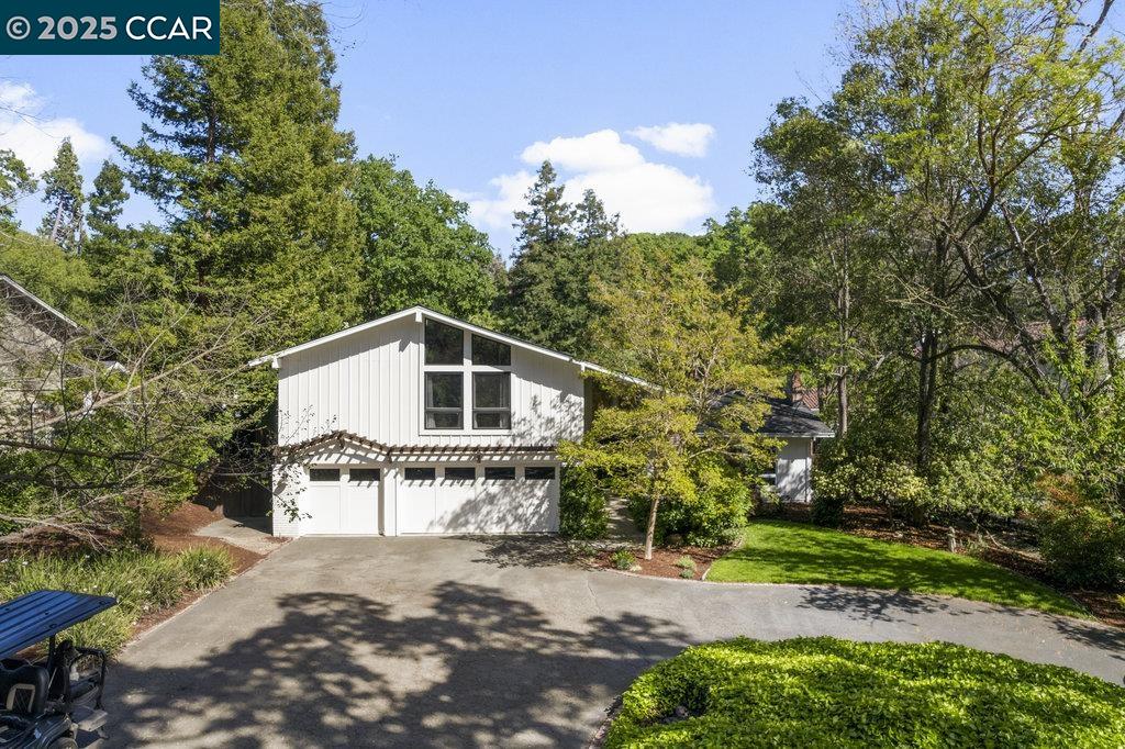 Front Image Thumbnail for CC41100644