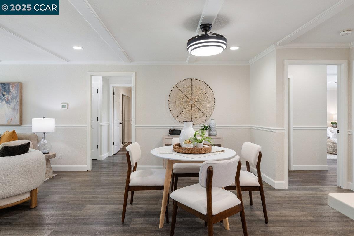 Detail Gallery Image 11 of 56 For 561 Manzanita Ave, Sunnyvale,  CA 94085 - 3 Beds | 2 Baths