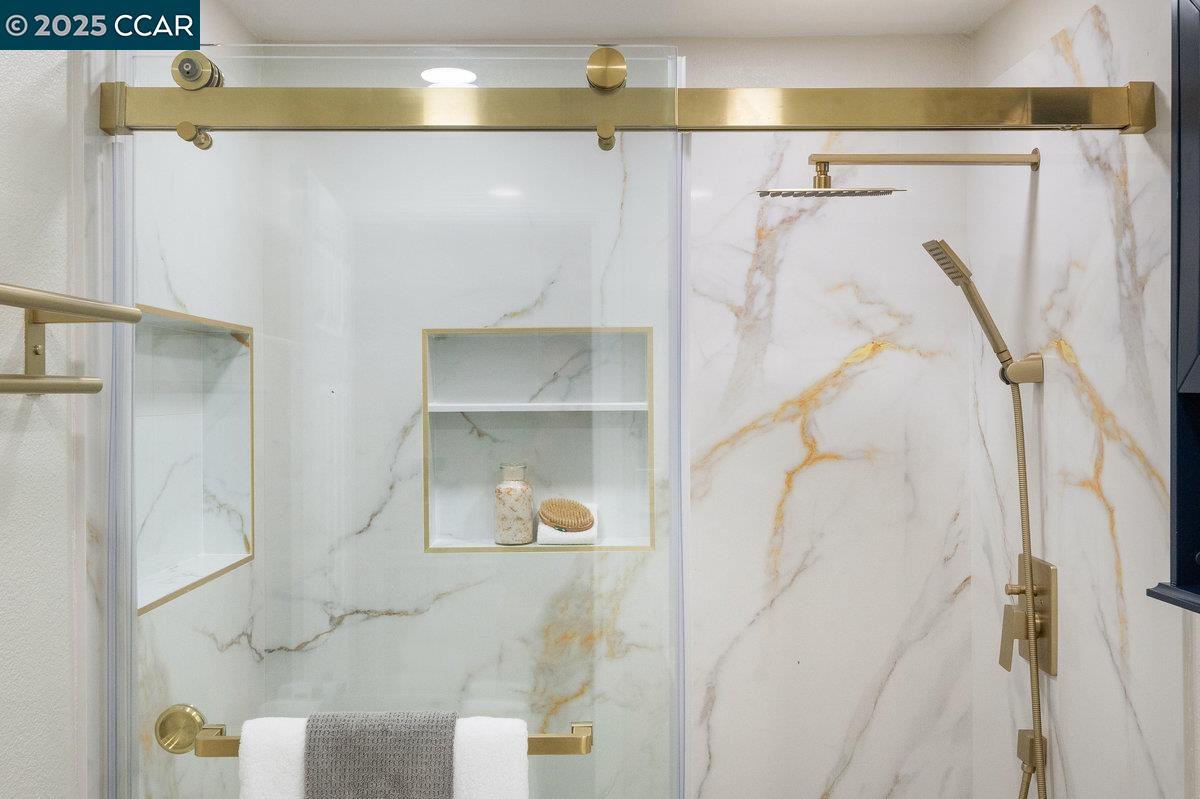 Detail Gallery Image 33 of 56 For 561 Manzanita Ave, Sunnyvale,  CA 94085 - 3 Beds | 2 Baths