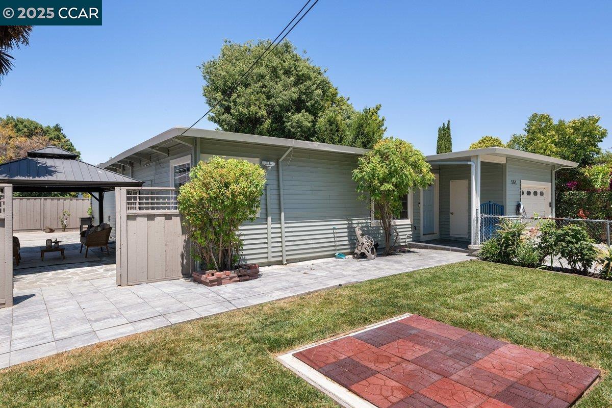Detail Gallery Image 36 of 56 For 561 Manzanita Ave, Sunnyvale,  CA 94085 - 3 Beds | 2 Baths