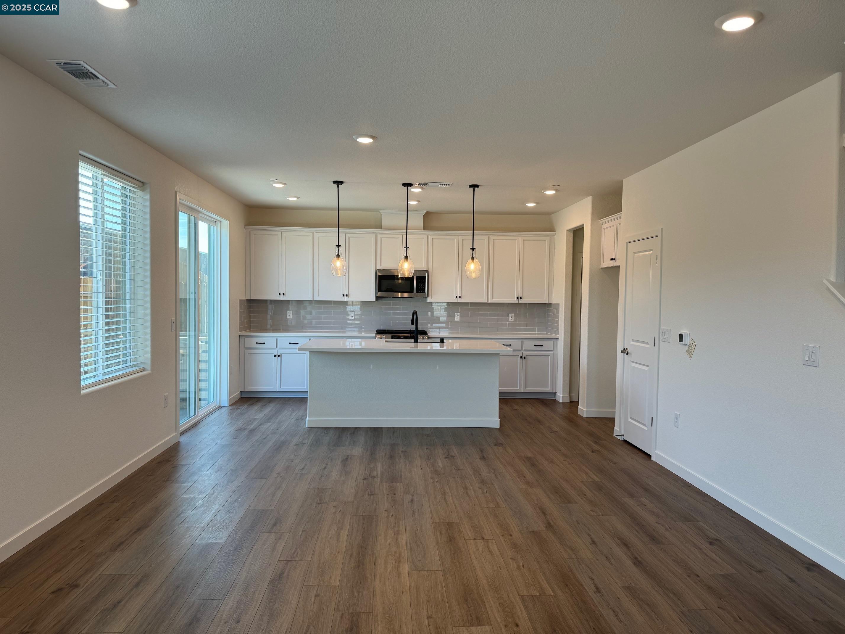 4786 Cantrell Dr, Folsom, California 95630, 4 Bedrooms Bedrooms, 6 Rooms Rooms,3 BathroomsBathrooms,Residential Lease,For Rent,4786 Cantrell Dr,41100657