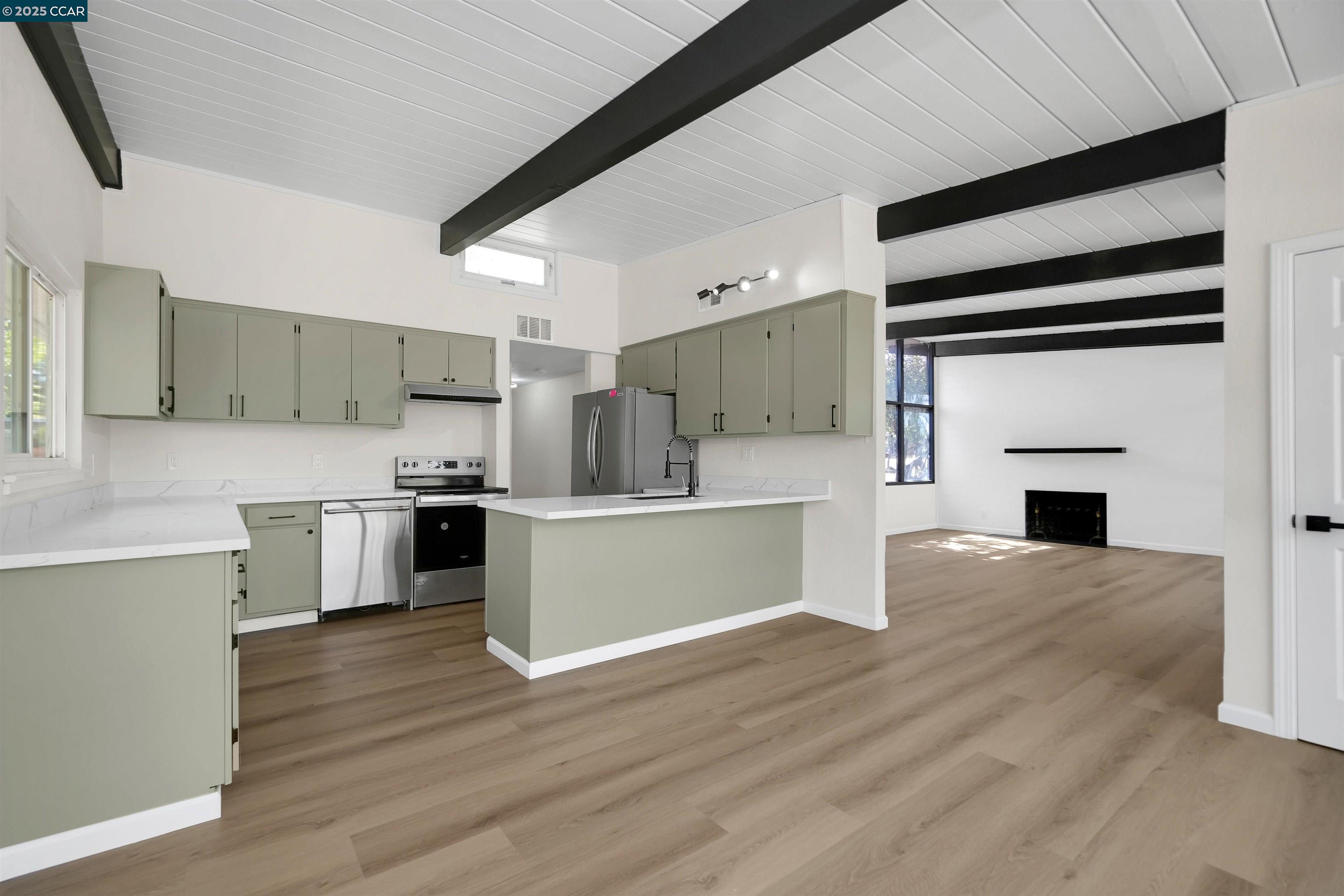 Detail Gallery Image 13 of 41 For 197 Carolos Drive, Pacheco,  CA 94553 - 3 Beds | 2 Baths
