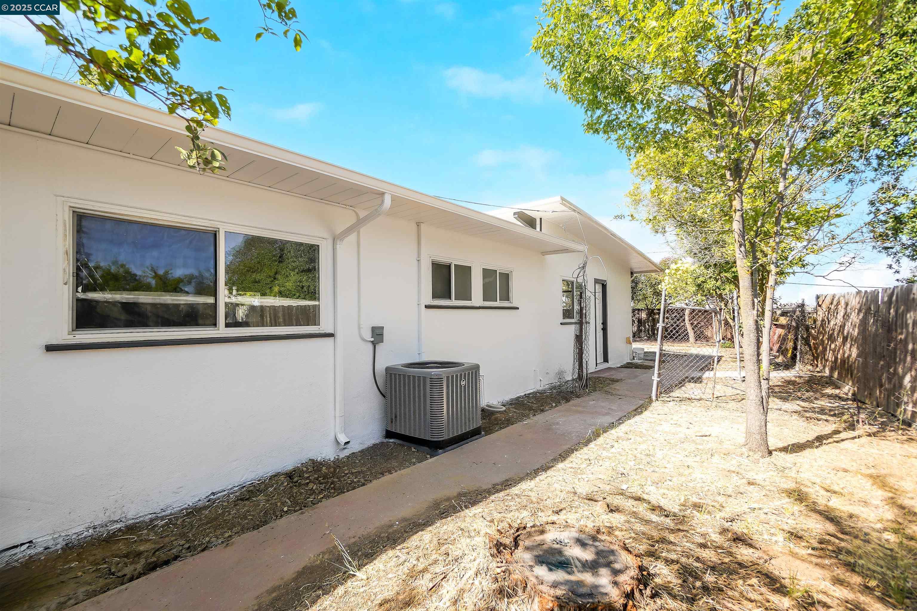 Detail Gallery Image 29 of 41 For 197 Carolos Drive, Pacheco,  CA 94553 - 3 Beds | 2 Baths