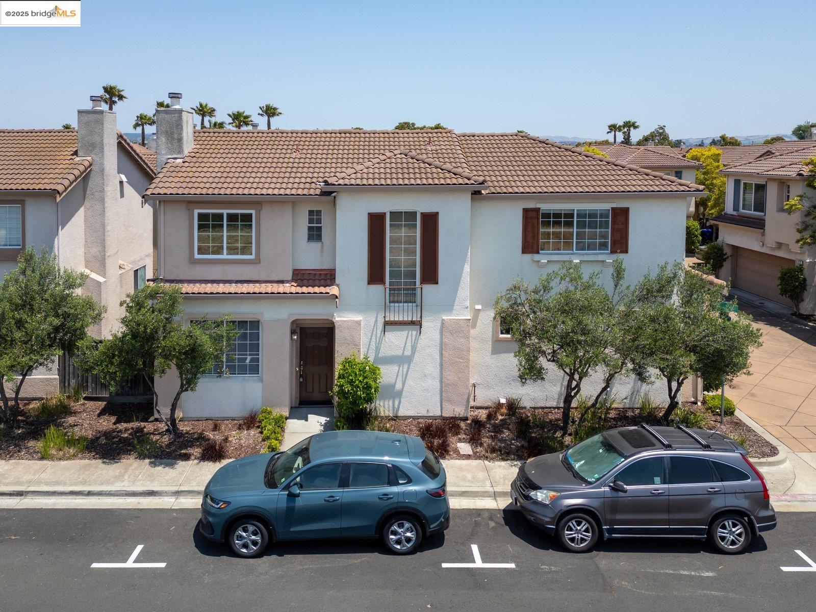 Photo #2: 41100673 Listing 