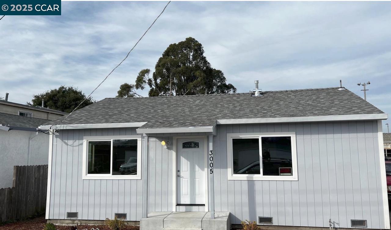 Detail Gallery Image 1 of 1 For 3005 Ohio, Richmond,  CA 94804 - 3 Beds | 1 Baths